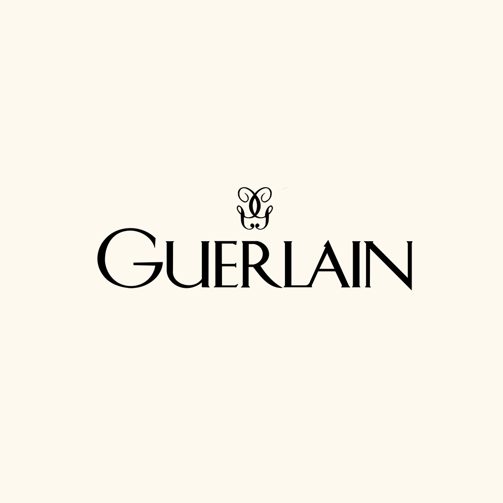 Guerlain Duftproben – klassisches Markenlogo zentriert vor hellem, elegant-minimalistischem Hintergrund; zeitlos und hochwertig