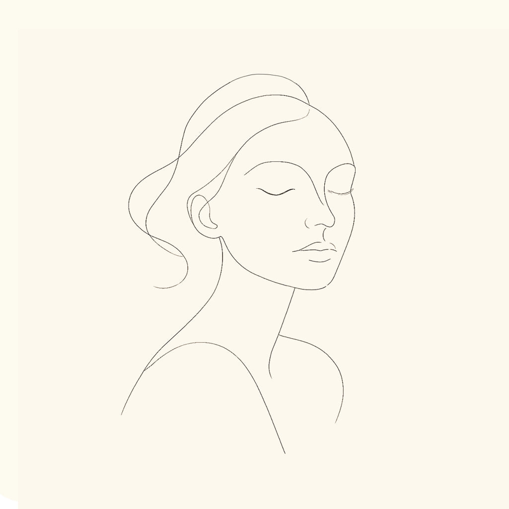 Düfte für Frauen – weibliches Symbolbild vor hellem femininen Hintergrund